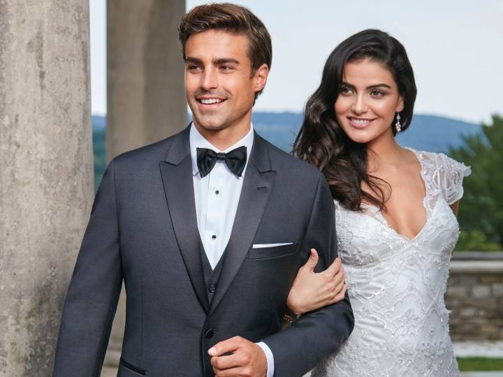 Groom's tuxedo