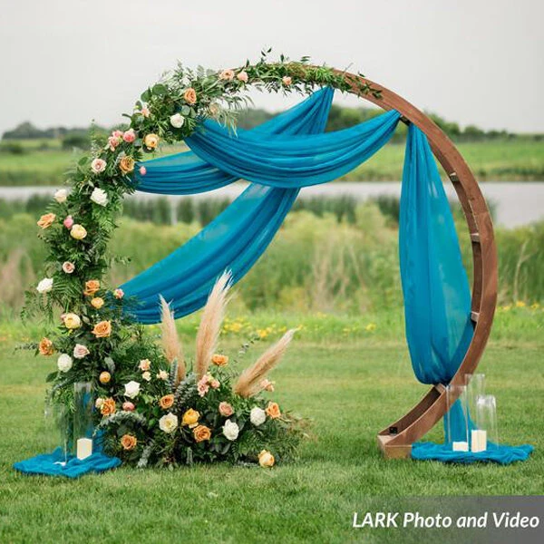 Arch Wooden Round for wedding ceremony