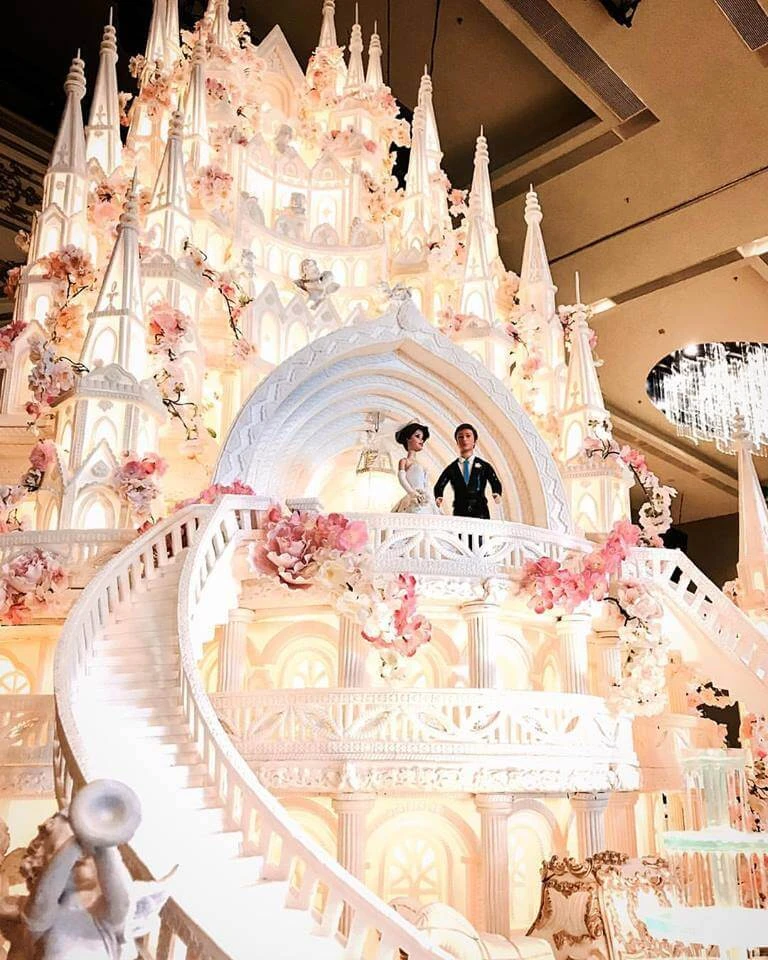 Breathtaking Design wedding cake