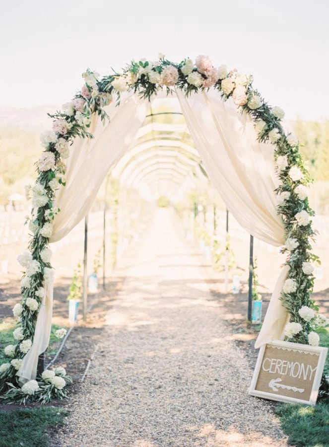 Capa Valley California Wedding Arch tunnel