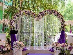 amazing purple heart wedding ceremony backdrop