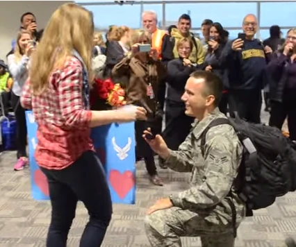 homecoming- Holiday proposals - military
