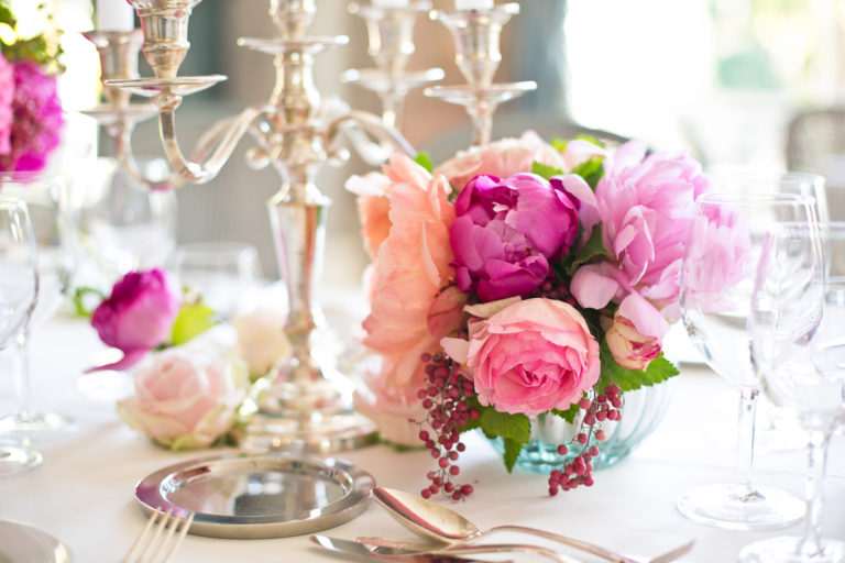 Clustered-Pink-Purple-and-Peach-Rose-and-Peony-Centerpiece-768×512