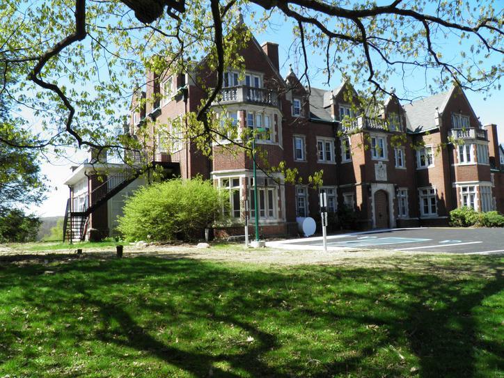 Rutherfurd Hall Picture (1)